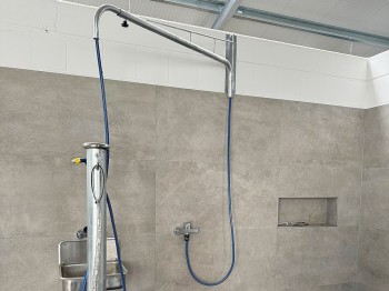 Pferdeabspritzdusche Variabel