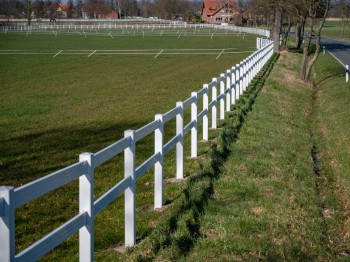 Reitplatz-Einzäunung