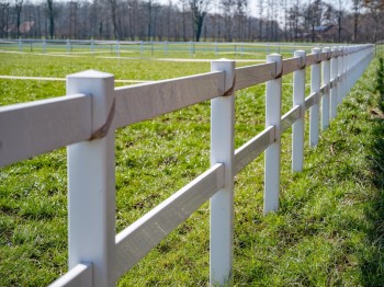 Reitplatz-Einzäunung