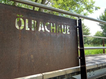 Brücke für die Ölbachaue