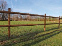 Zaunriegel aus Holz
